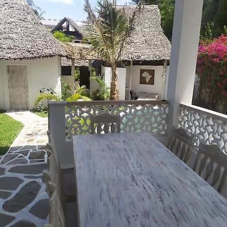 Garoda House Turtle Bay Jacuzzi ☆☆☆☆☆ Kilifi Watamu Exterior foto